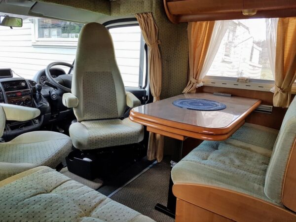 Motor-home Rapido 763F 2005