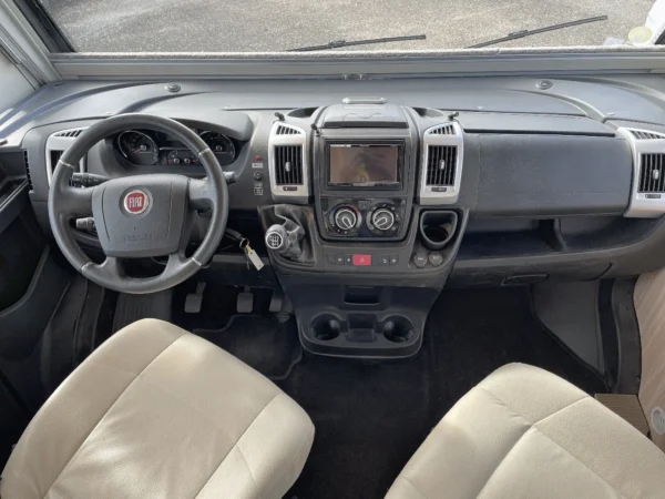 BURSTNER IXEO I736G