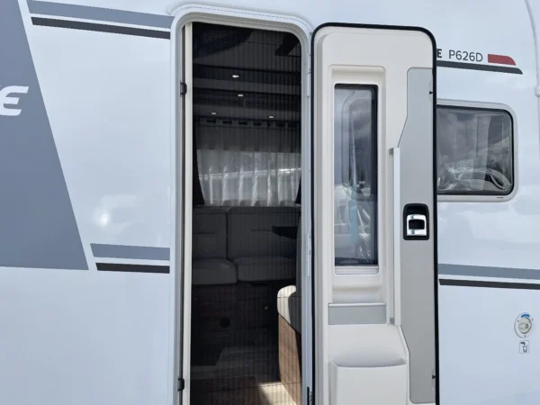 PILOTE P 626D EVIDENCE