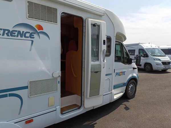 PILOTE P725 FJ REFERENCE