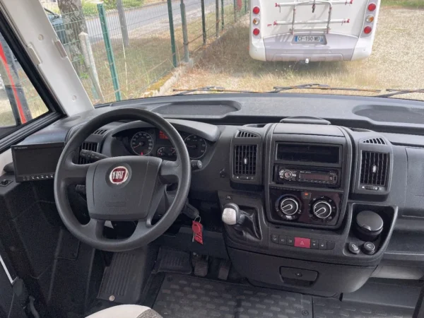RAPIDO 8F 883F