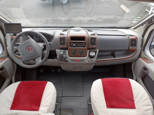 AUTOSTAR AUROS 80 DISTINCTION